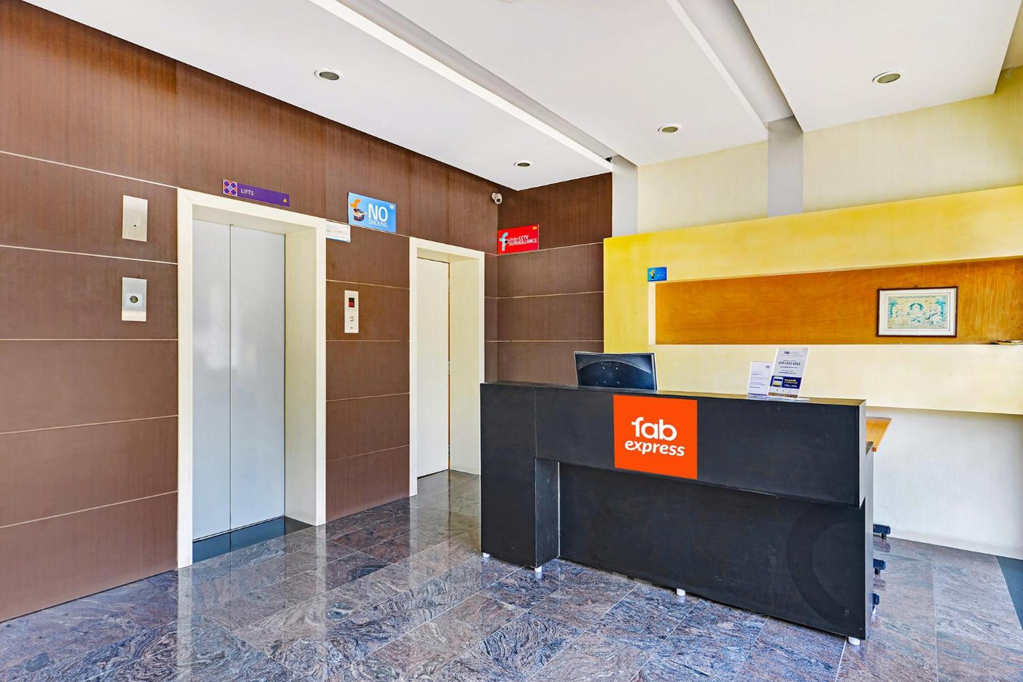 Fabexpress B Zone - Nr Us Consulate Hotel Chennai Luaran gambar